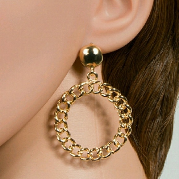 Gold chain link posts - Picture 2 of 2